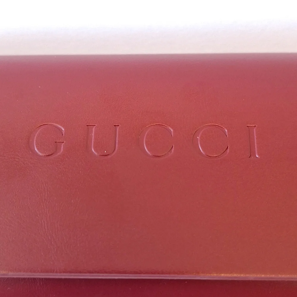 NEW Gucci small hardcase for sunglasses - Picture 2 of 3